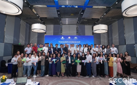 Ms. Vo Thi Lien Huong - General Director of Secoin Company participated in the Seminar - Decoding Sustainable Corporate Governance Strategy with Vietnam ESG Initiative 2025